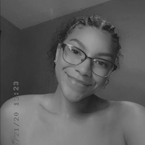 Meet your Posher, Kendall